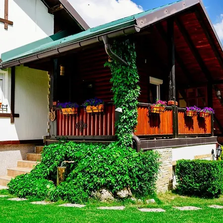 Predah, Mijaila Radovica 13a Апартаменты