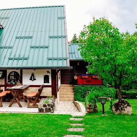 Predah, Mijaila Radovica 13a Apartament *